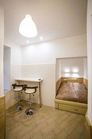 Апартаменты Mini Smart apartments on Viacheslava Chornovola Avenue 21-1 Львов Апартаменты-12